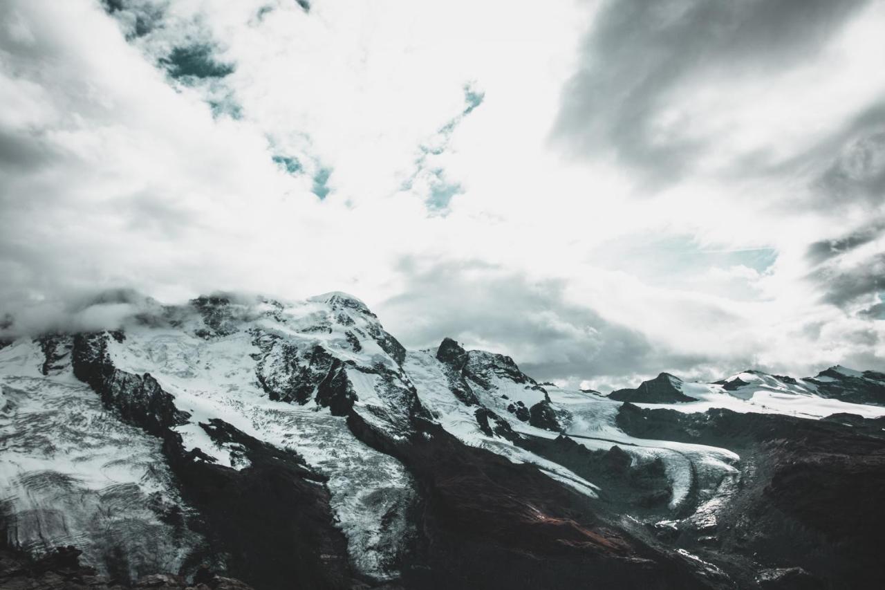 22 Summits Boutique Hotel Zermatt Kültér fotó